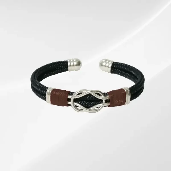Brazalete con lazo náutico bañado en plata con detalles en marrón